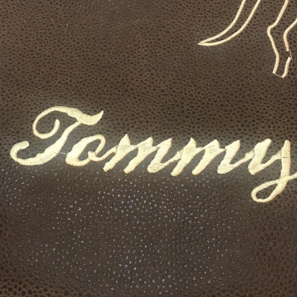 TOMMY BAHAMA Embroidered Road To Canberra Tote Bag - Picture 2 of 10